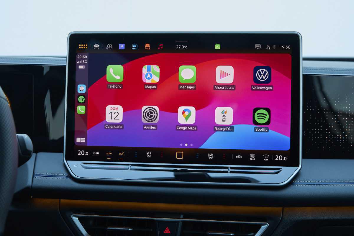 VOLKSWAGEN ACTUALIZA EL SUV TIGUAN CON SU TERCERA GENERACION VOLKSWAGEN ACTUALIZA EL SUV TIGUAN CON SU TERCERA GENERACION