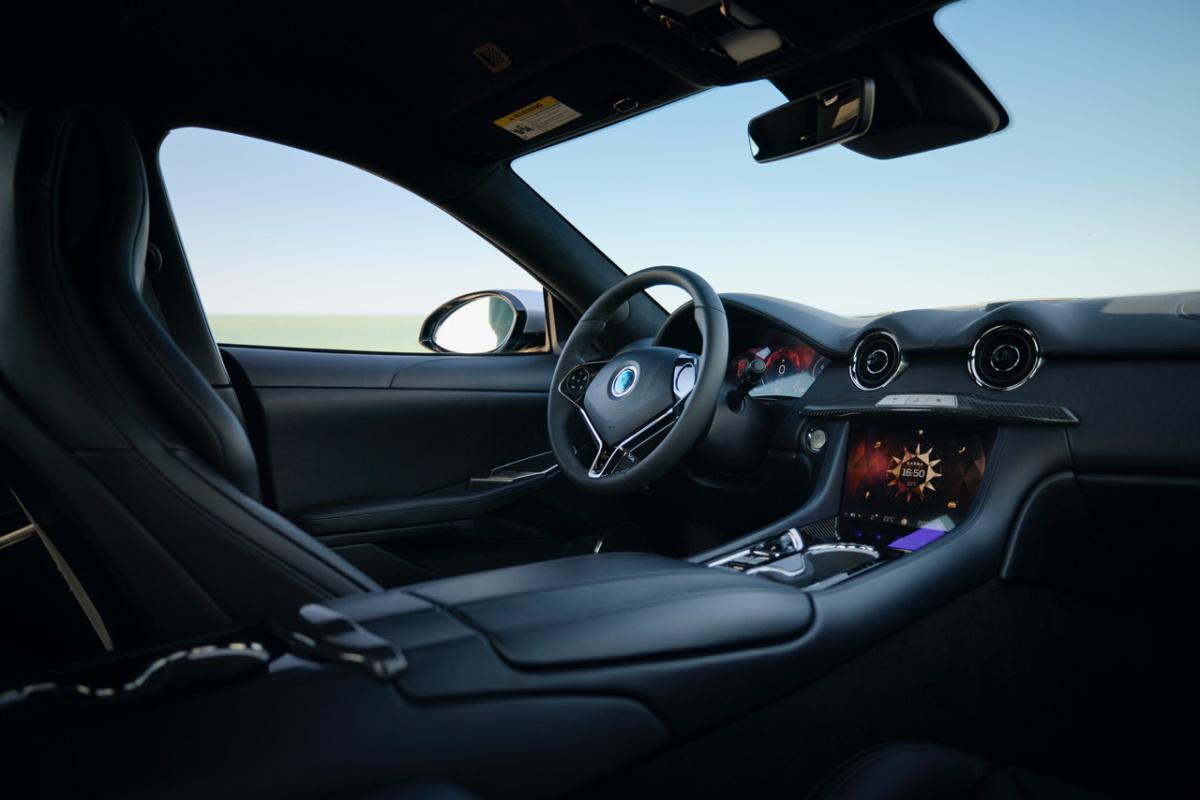 KARMA AUTOMOTIVE DEBUTA EN EUROPA CON EL LUJOSO KARMA REVERO HÍBRIDO DE ALTAS PRESTACIONES KARMA AUTOMOTIVE DEBUTA EN EUROPA CON EL LUJOSO KARMA REVERO HÍBRIDO DE ALTAS PRESTACIONES