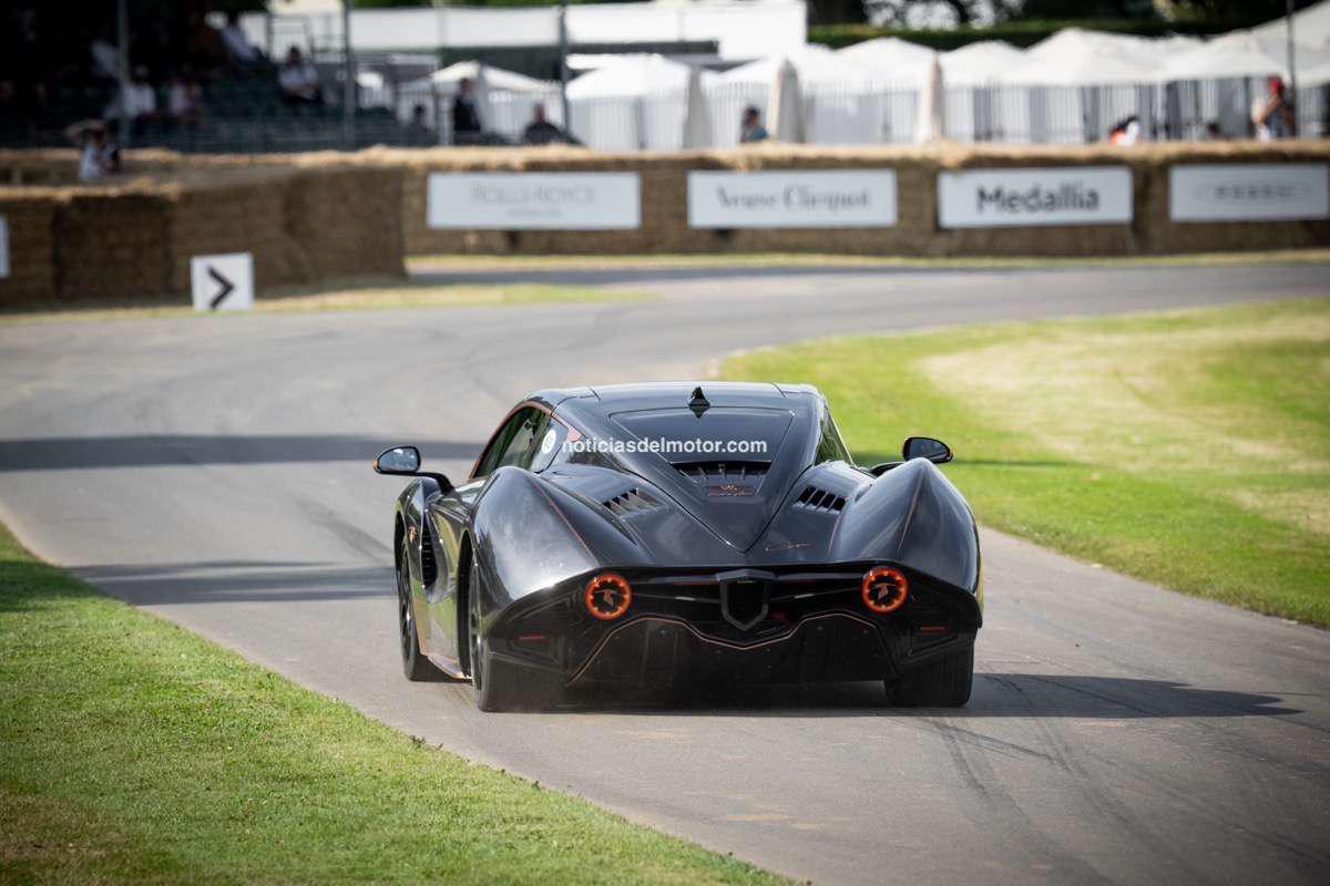 EL HISPANO SUIZA CARMEN SAGRERA BRILLA EN SU DEBUT DINÁMICO EN GOODWOOD