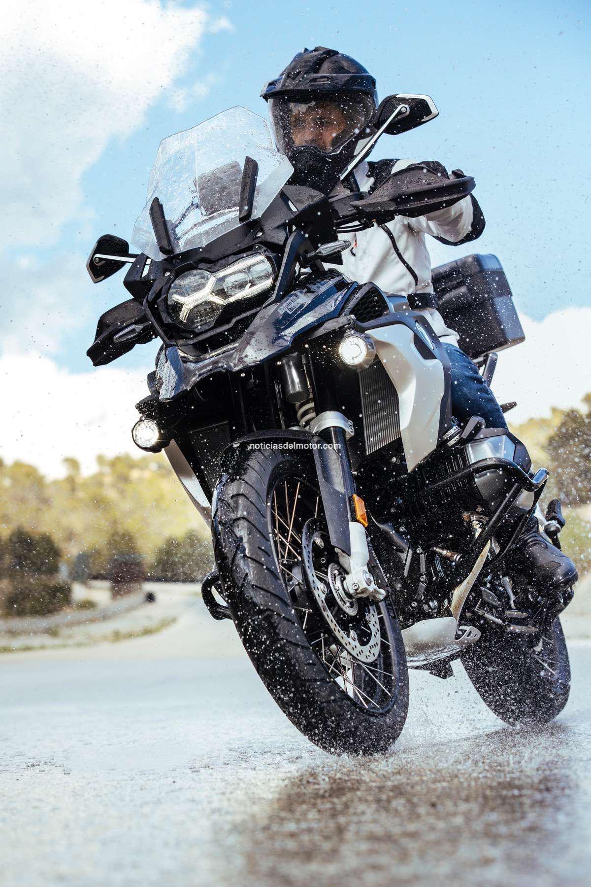 AMDA RECUERDA LA NECESIDAD DE AYUDAS PARA LA RENOVACIÓN DEL PARQUE MOTOCICLISTA ESPAÑOL AMDA RECUERDA LA NECESIDAD DE AYUDAS PARA LA RENOVACIÓN DEL PARQUE MOTOCICLISTA ESPAÑOL