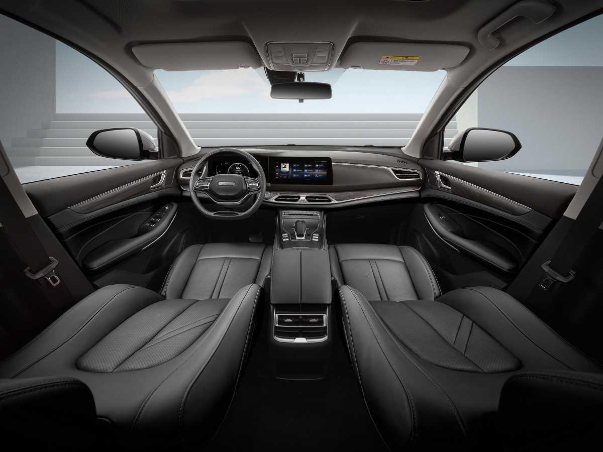 DFSK Amplía su Gama con el Nuevo DFSK 600, un SUV de Siete Plazas Espacioso y Muy Equipado
