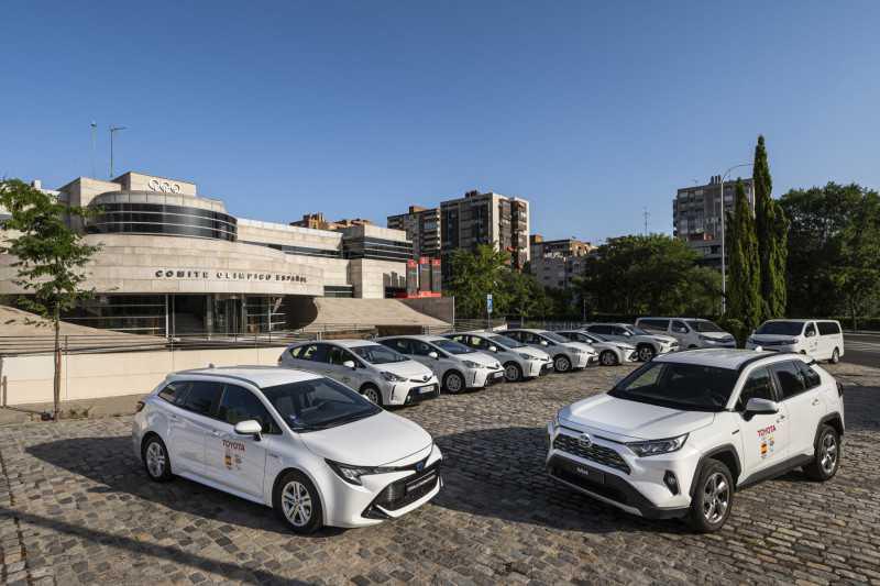 Toyota España pone rumbo a París 2024 con una flota de vehículos híbridos