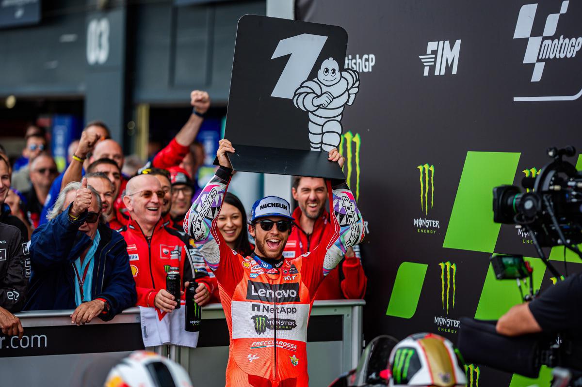  Bastianini y el Ducati Lenovo Team completan un fantástico doblete en Silverstone con Bagnaia, tercero