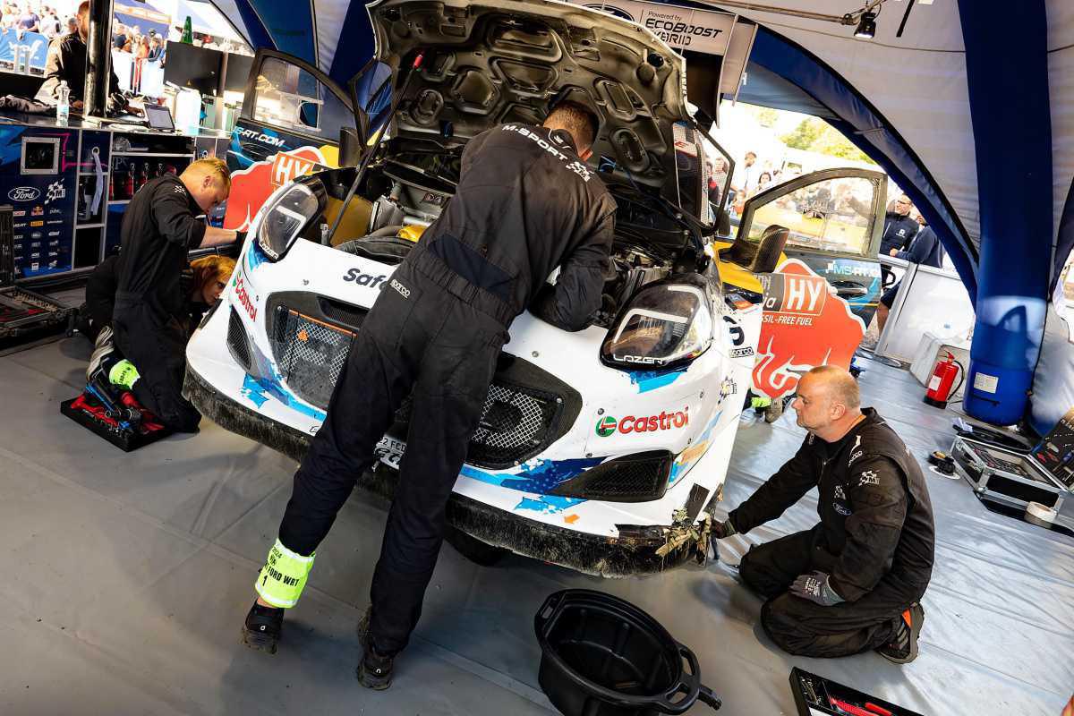 PASIÓN, DETERMINACIÓN Y VALOR: M-SPORT FORD ABRE UNA VENTANA AL CORAZÓN DE LOS RALLYES PASIÓN, DETERMINACIÓN Y VALOR: M-SPORT FORD ABRE UNA VENTANA AL CORAZÓN DE LOS RALLYES