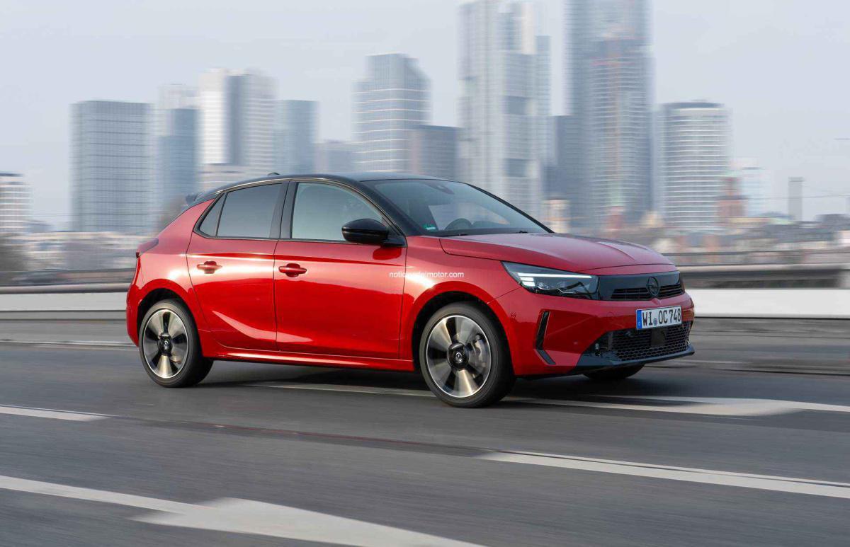 PRÁCTICOS, EFICIENTES, ELECTRIFICADOS: LOS NUEVOS OPEL HÍBRIDOS CON TECNOLOGÍA DE 48 VOLTIOS PRÁCTICOS, EFICIENTES, ELECTRIFICADOS: LOS NUEVOS OPEL HÍBRIDOS CON TECNOLOGÍA DE 48 VOLTIOS