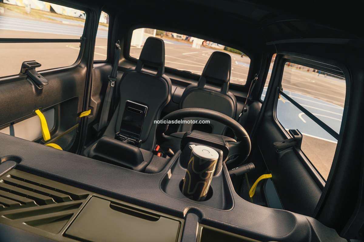 CITROËN Y SUS AUTOMÓVILES MÁS VERANIEGOS CITROËN Y SUS AUTOMÓVILES MÁS VERANIEGOS