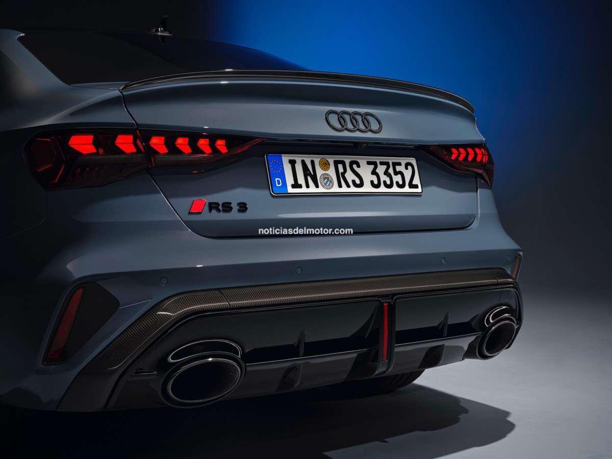 EL NUEVO AUDI RS 3: UNA EXPERIENCIA PARA LOS SENTIDOS EL NUEVO AUDI RS 3: UNA EXPERIENCIA PARA LOS SENTIDOS