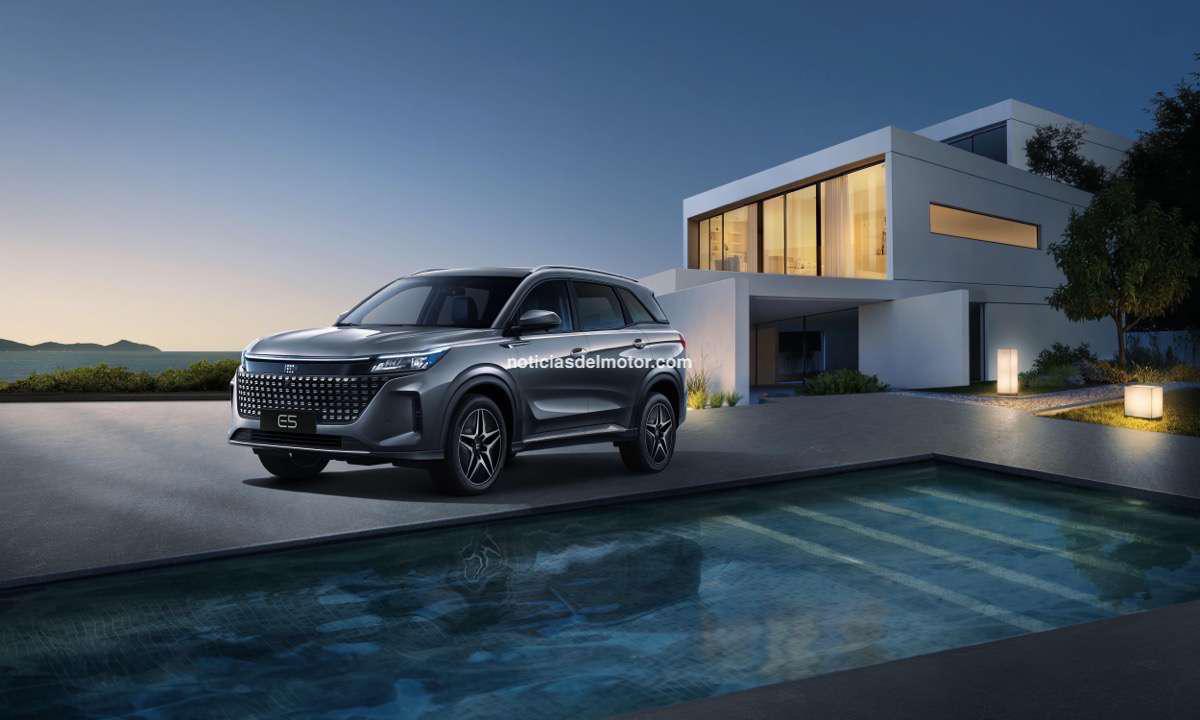 Llega el DFSK E5, el SUV híbrido enchufable con 7 plazas más barato del mercado: 30.999 euros Llega el DFSK E5, el SUV híbrido enchufable con 7 plazas más barato del mercado: 30.999 euros