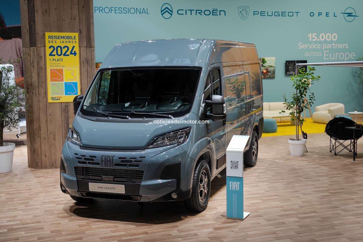 FIAT PROFESSIONAL DUCATO EN EL ESCENARIO DEL SALÓN DE LA CARAVANA DE DÜSSELDORF 2024 FIAT PROFESSIONAL DUCATO EN EL ESCENARIO DEL SALÓN DE LA CARAVANA DE DÜSSELDORF 2024