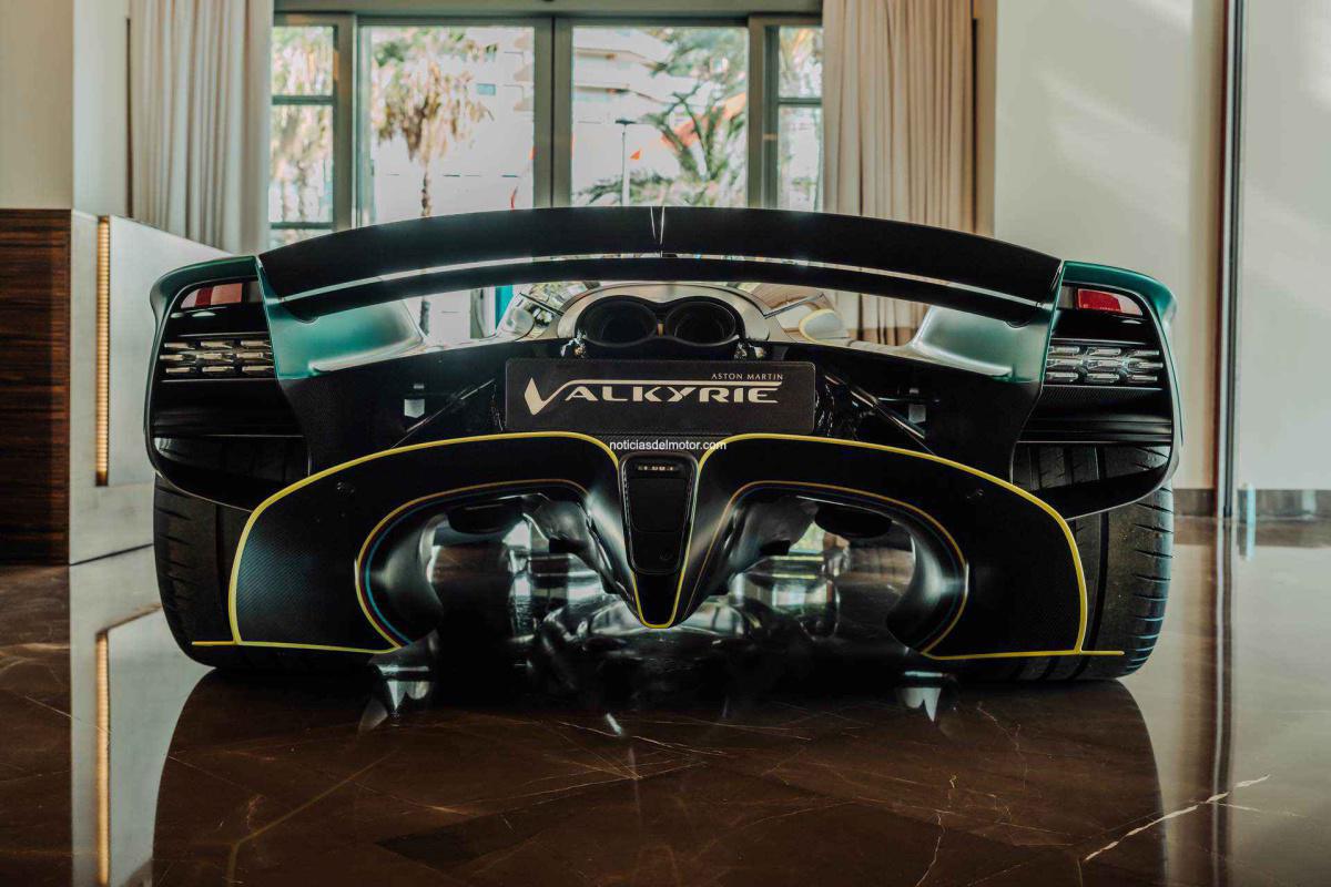 VALKYRIE: UN F1® PARA LA CARRETERA BY FERNANDO ALONSO VALKYRIE: UN F1® PARA LA CARRETERA BY FERNANDO ALONSO