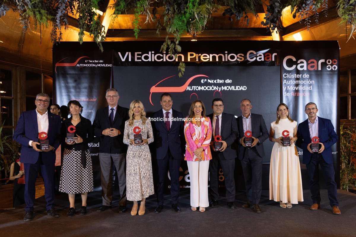 EL NUEVO LANCIA YPSILON RECIBE EL “PREMIO A INNOVACIÓN DE PRODUCTO” DEL CLÚSTER DE AUTOMOCIÓN Y MOVILIDAD DE ARAGÓN EL NUEVO LANCIA YPSILON RECIBE EL “PREMIO A INNOVACIÓN DE PRODUCTO” DEL CLÚSTER DE AUTOMOCIÓN Y MOVILIDAD DE ARAGÓN