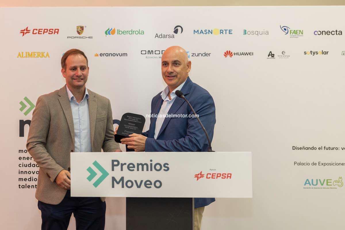La acción de Nissan “0% EMISIONES, 100% SALUD” premiada por la Asociación de Usuarios del Vehículo Eléctrico (AUVE) La acción de Nissan “0% EMISIONES, 100% SALUD” premiada por la Asociación de Usuarios del Vehículo Eléctrico (AUVE)