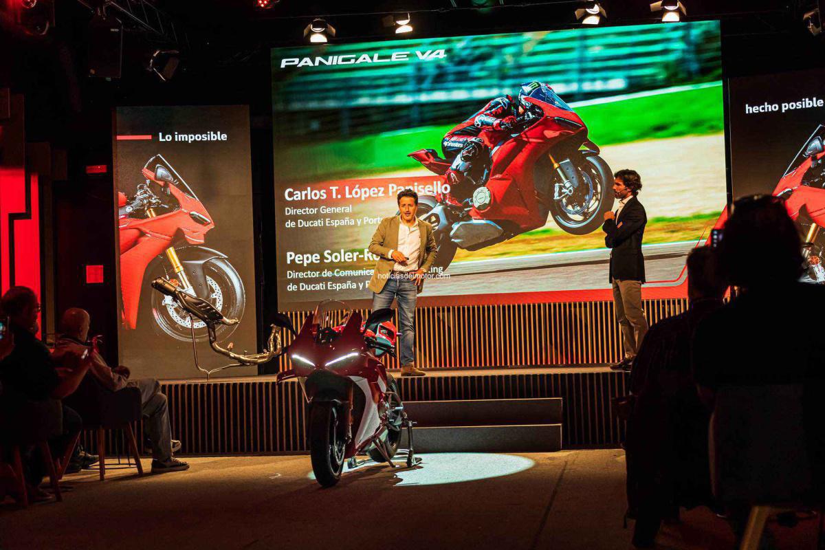 Ducati presenta la primera Panigale V4 S 2025 que ha llegado a España Ducati presenta la primera Panigale V4 S 2025 que ha llegado a España