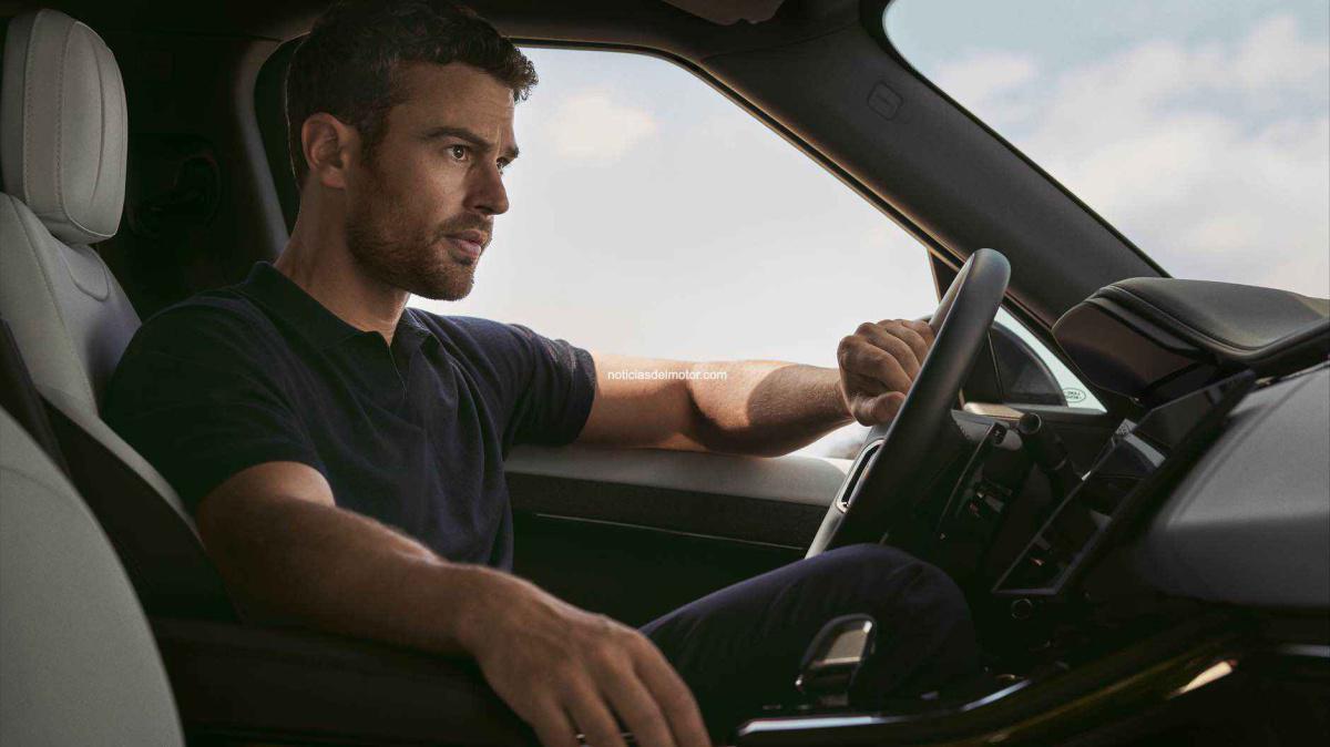 RANGE ROVER SPORT FORMALIZA UNA POTENTE ASOCIACIÓN EN PANTALLA CON THEO JAMES RANGE ROVER SPORT FORMALIZA UNA POTENTE ASOCIACIÓN EN PANTALLA CON THEO JAMES