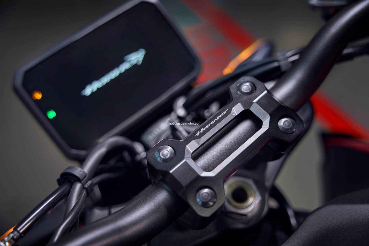 HONDA CB1000 HORNET 2025