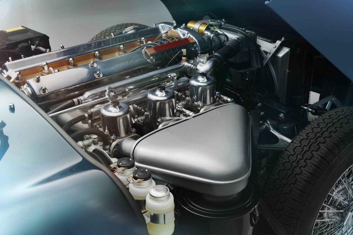 JAGUAR CLASSIC E-TYPE CONMEMORATIVO: UNA FUSIÓN ENTRE MÁQUINA Y JOYA