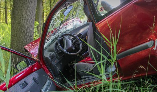 BALANCE DGT: 1.806 FALLECIDOS Y 9.265 LESIONADOS GRAVES 11.000 VÍCTIMAS DE TRÁFICO EN 2023 REQUIEREN DECISIONES EFICACES, CONTUNDENTES Y SIN MÁS DEMORAS BALANCE DGT: 1.806 FALLECIDOS Y 9.265 LESIONADOS GRAVES 11.000 VÍCTIMAS DE TRÁFICO EN 2023 REQUIEREN DECISIONES EFICACES, CONTUNDENTES Y SIN MÁS DEMORAS