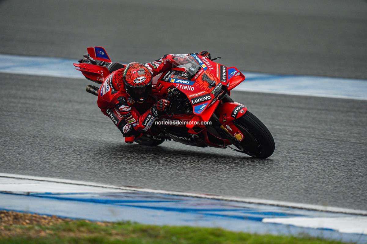 Ducati conquista el Mundial por equipos de MotoGP en Buriram gracias a la victoria de Bagnaia.   Ducati conquista el Mundial por equipos de MotoGP en Buriram gracias a la victoria de Bagnaia.