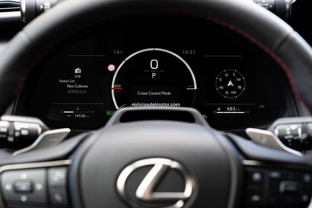 LEXUS ELEVA LA EXPERIENCIA AL VOLANTE CON UN NUEVO CUADRO DE INSTRUMENTOS DIGITAL COCKPIT LEXUS ELEVA LA EXPERIENCIA AL VOLANTE CON UN NUEVO CUADRO DE INSTRUMENTOS DIGITAL COCKPIT