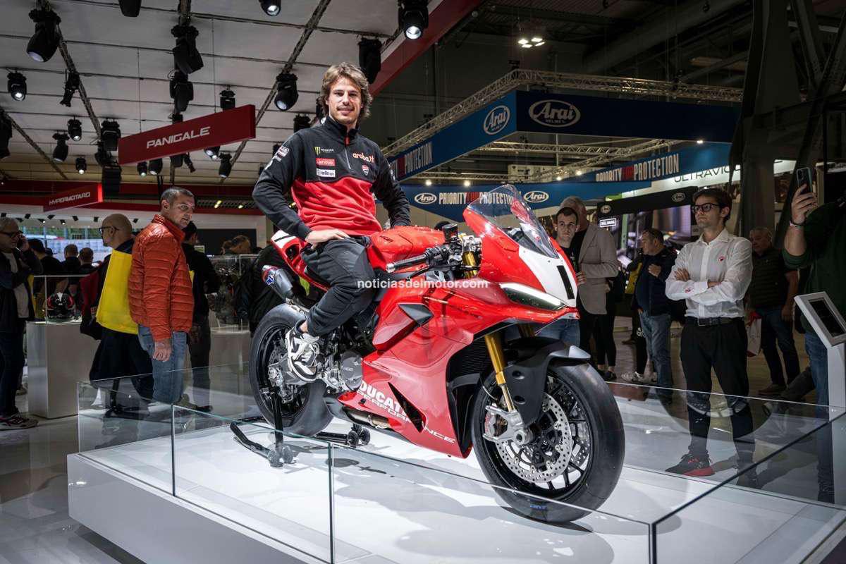 Gran éxito de las nuevas Panigale y Streetfighter V2 en el stand de Ducati en el EICMA 2024 Gran éxito de las nuevas Panigale y Streetfighter V2 en el stand de Ducati en el EICMA 2024