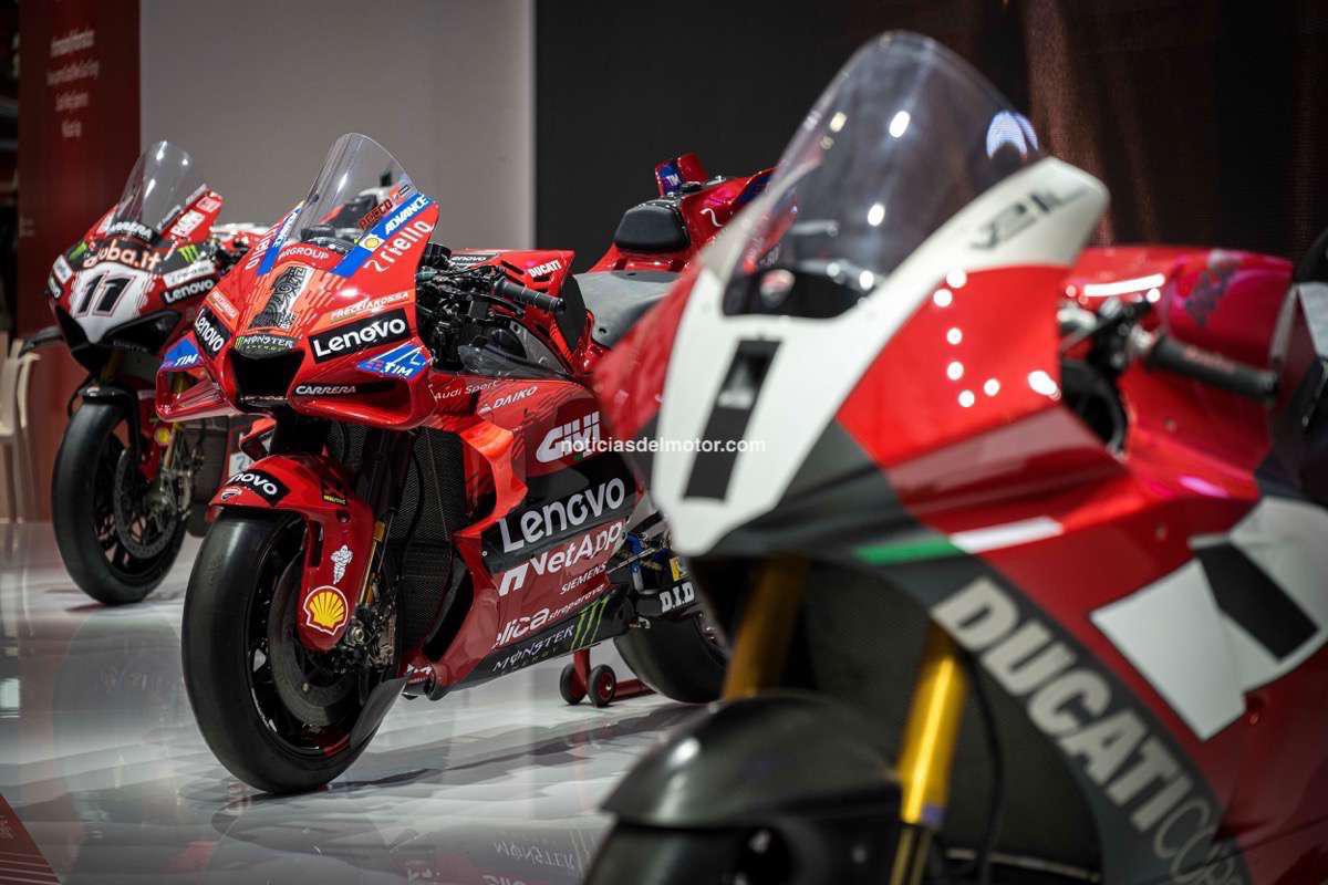 Gran éxito de las nuevas Panigale y Streetfighter V2 en el stand de Ducati en el EICMA 2024 Gran éxito de las nuevas Panigale y Streetfighter V2 en el stand de Ducati en el EICMA 2024