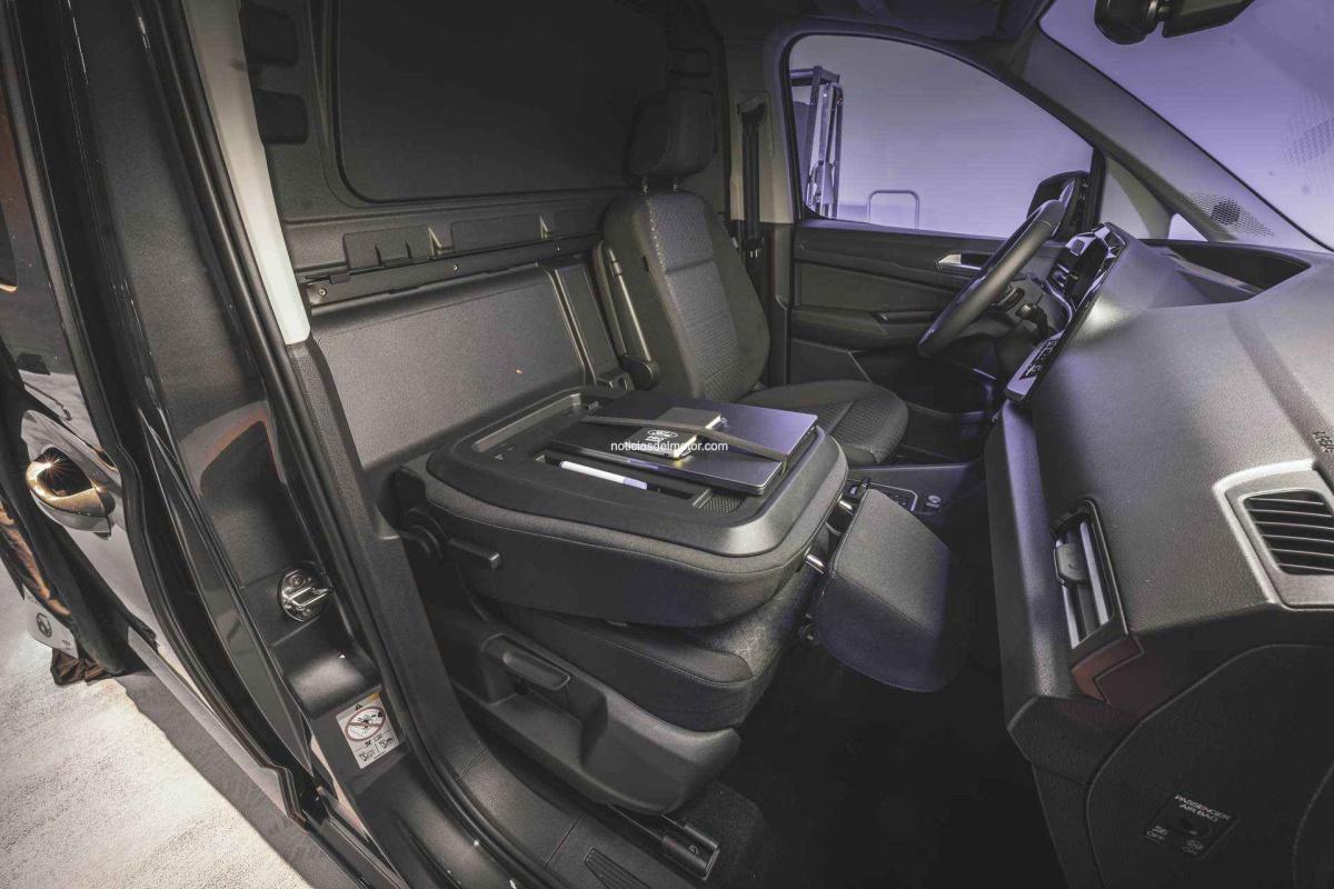 LA NUEVA FORD TRANSIT CONNECT, YA DISPONIBLE PARA PEDIDOS EN ESPAÑA, PARTE DE LOS 24.115 EUROS LA NUEVA FORD TRANSIT CONNECT, YA DISPONIBLE PARA PEDIDOS EN ESPAÑA, PARTE DE LOS 24.115 EUROS