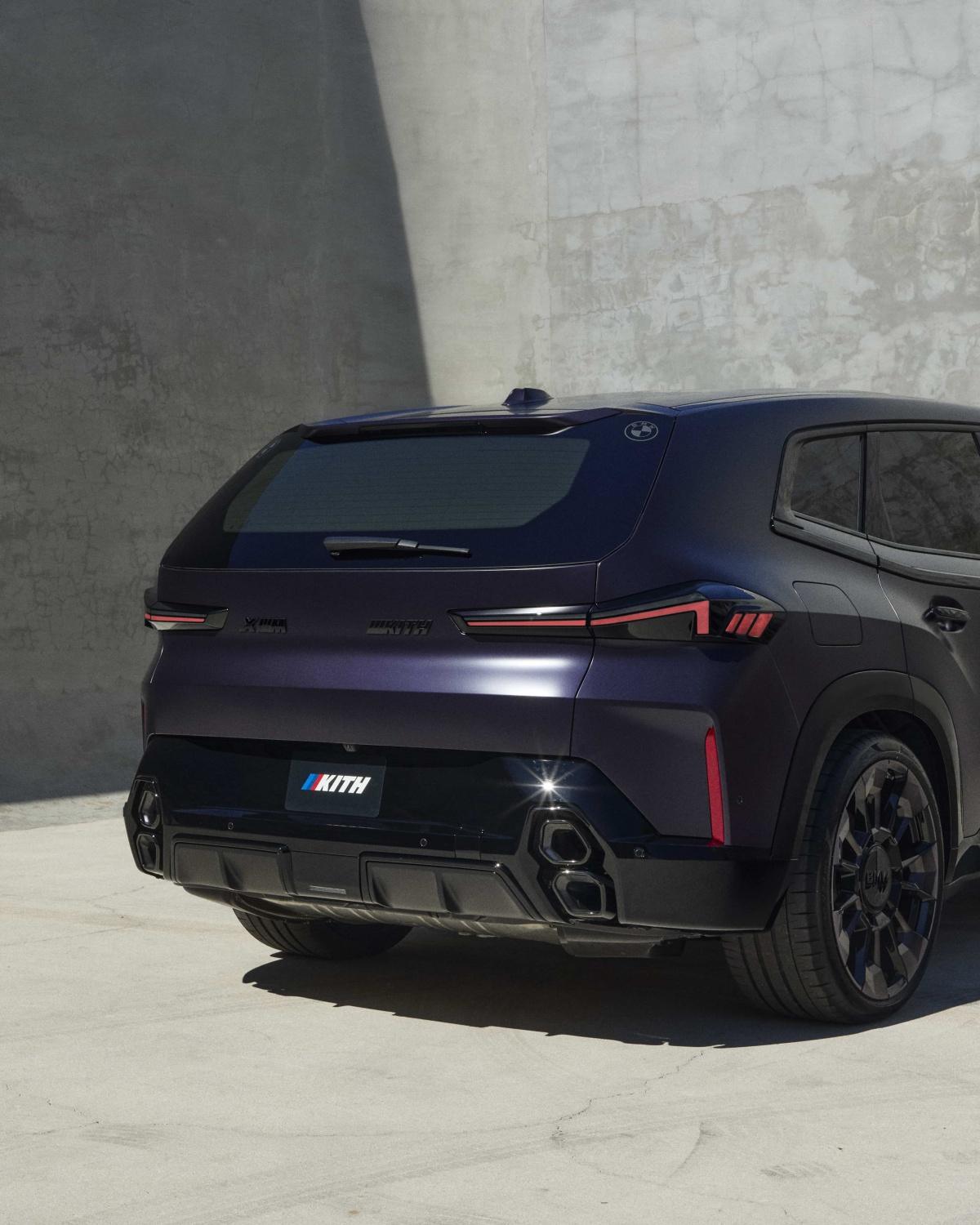 BMW Y KITH CONTINÚAN SU COOPERACIÓN Y PRESENTAN EL BMW XM EN UNA EDICIÓN EXCLUSIVA VINCULADA CON EL LEGENDARIO BMW M1 BMW Y KITH CONTINÚAN SU COOPERACIÓN Y PRESENTAN EL BMW XM EN UNA EDICIÓN EXCLUSIVA VINCULADA CON EL LEGENDARIO BMW M1