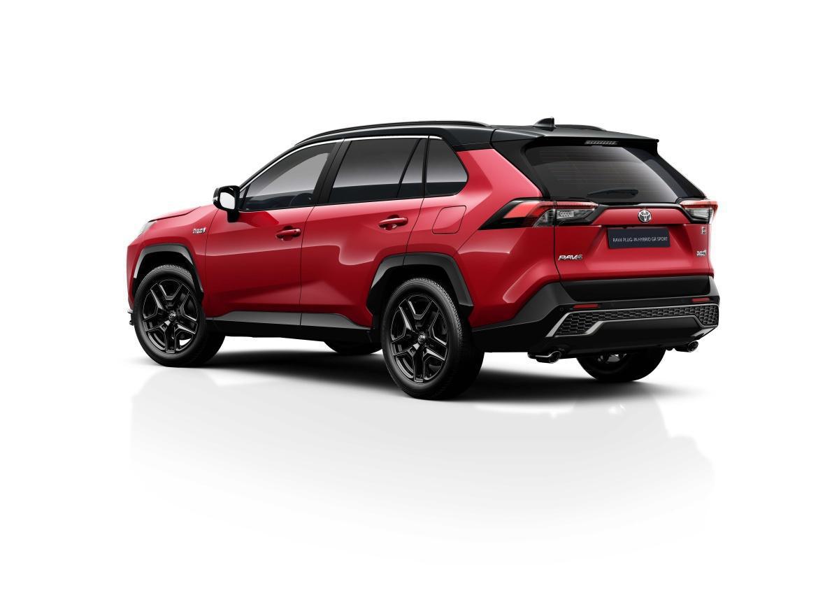 LA GAMA HÍBRIDA ENCHUFABLE DE TOYOTA, AHORA MÁS ACCESIBLE DESDE 35.000 € O POR 200€/MES CON TOYOTA EASY PLUS LA GAMA HÍBRIDA ENCHUFABLE DE TOYOTA, AHORA MÁS ACCESIBLE DESDE 35.000 € O POR 200€/MES CON TOYOTA EASY PLUS