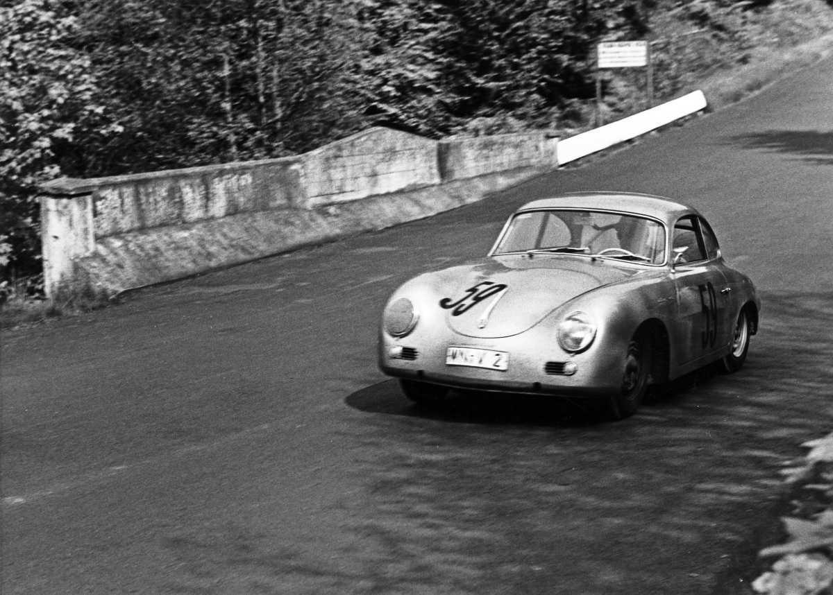 EL EJE DE DISTRIBUCIÓN, UNA OBRA MAESTRA MECÁNICA EL EJE DE DISTRIBUCIÓN, UNA OBRA MAESTRA MECÁNICA