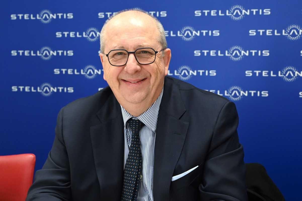 STELLANTIS CONFIRMA LA ADJUDICACIÓN DE LA PLATAFORMA STLA SMALL A LAS PLANTAS DE VIGO Y ZARAGOZA STELLANTIS CONFIRMA LA ADJUDICACIÓN DE LA PLATAFORMA STLA SMALL A LAS PLANTAS DE VIGO Y ZARAGOZA