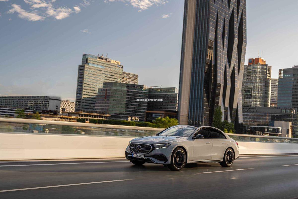 EL MERCEDES-BENZ CLASE E RECIBE EL PREMIO “BEST PERFORMER” 2024 DE EURO NCAP EL MERCEDES-BENZ CLASE E RECIBE EL PREMIO “BEST PERFORMER” 2024 DE EURO NCAP