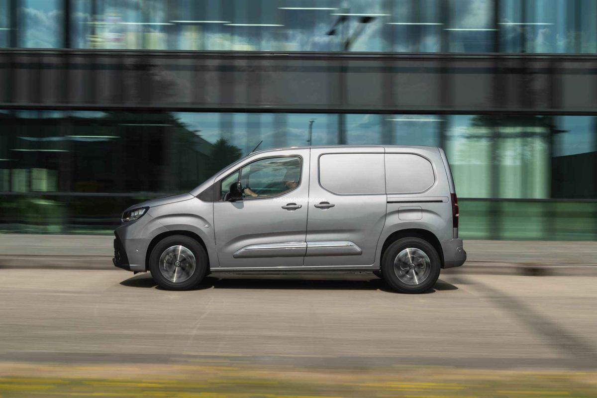 TOYOTA ESPAÑA LANZA PROACE CITY Y PROACE CITY VERSO 2025