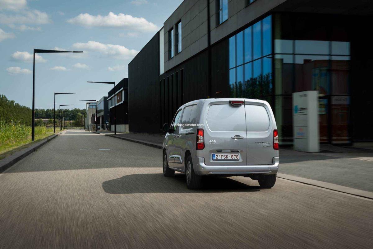 TOYOTA ESPAÑA LANZA PROACE CITY Y PROACE CITY VERSO 2025