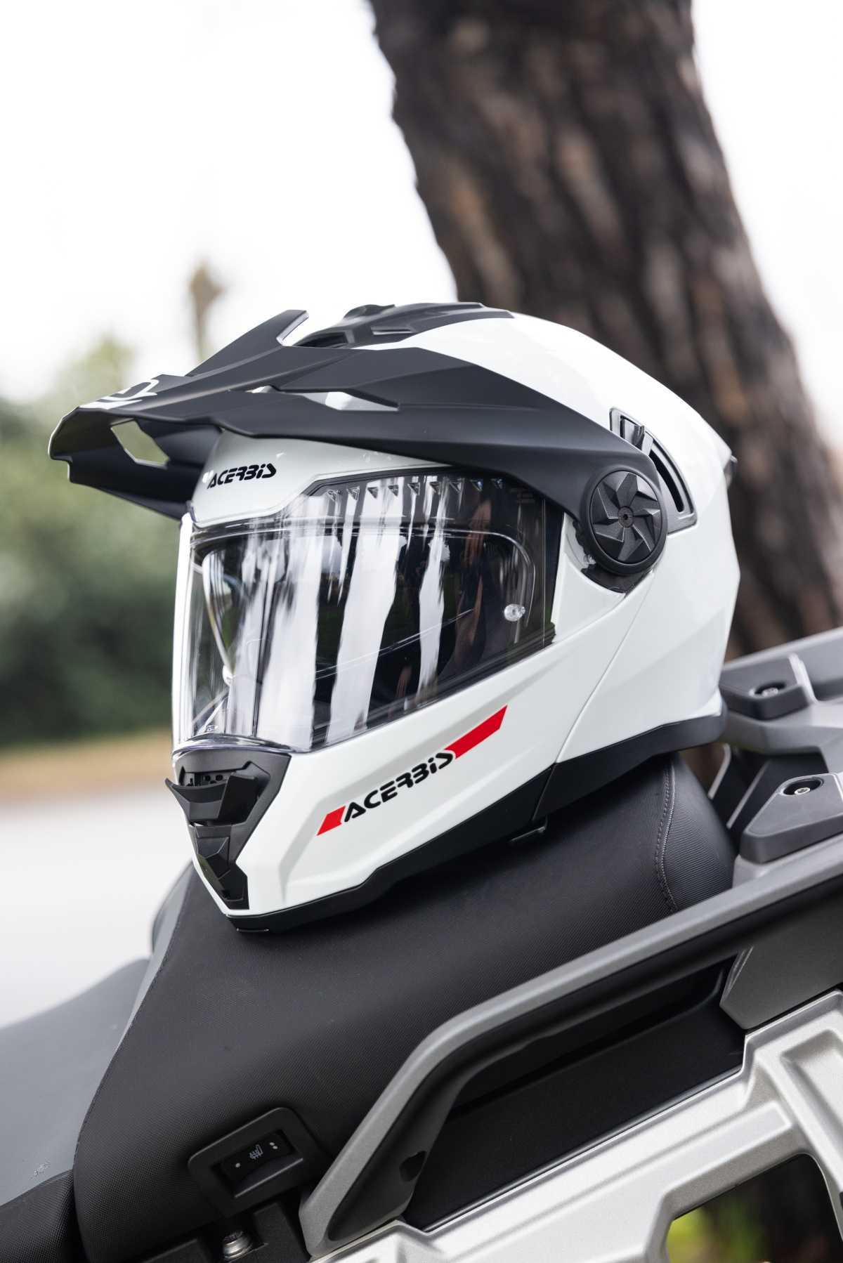 ENTRE EL TOURING Y LA AVENTURA: NUEVO CASCO MODULAR ACERBIS P/J RIDER ENTRE EL TOURING Y LA AVENTURA: NUEVO CASCO MODULAR ACERBIS P/J RIDER