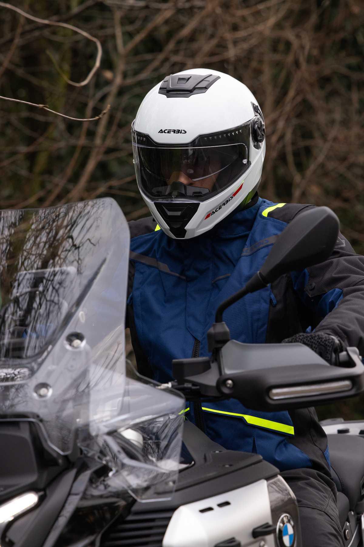 ENTRE EL TOURING Y LA AVENTURA: NUEVO CASCO MODULAR ACERBIS P/J RIDER ENTRE EL TOURING Y LA AVENTURA: NUEVO CASCO MODULAR ACERBIS P/J RIDER