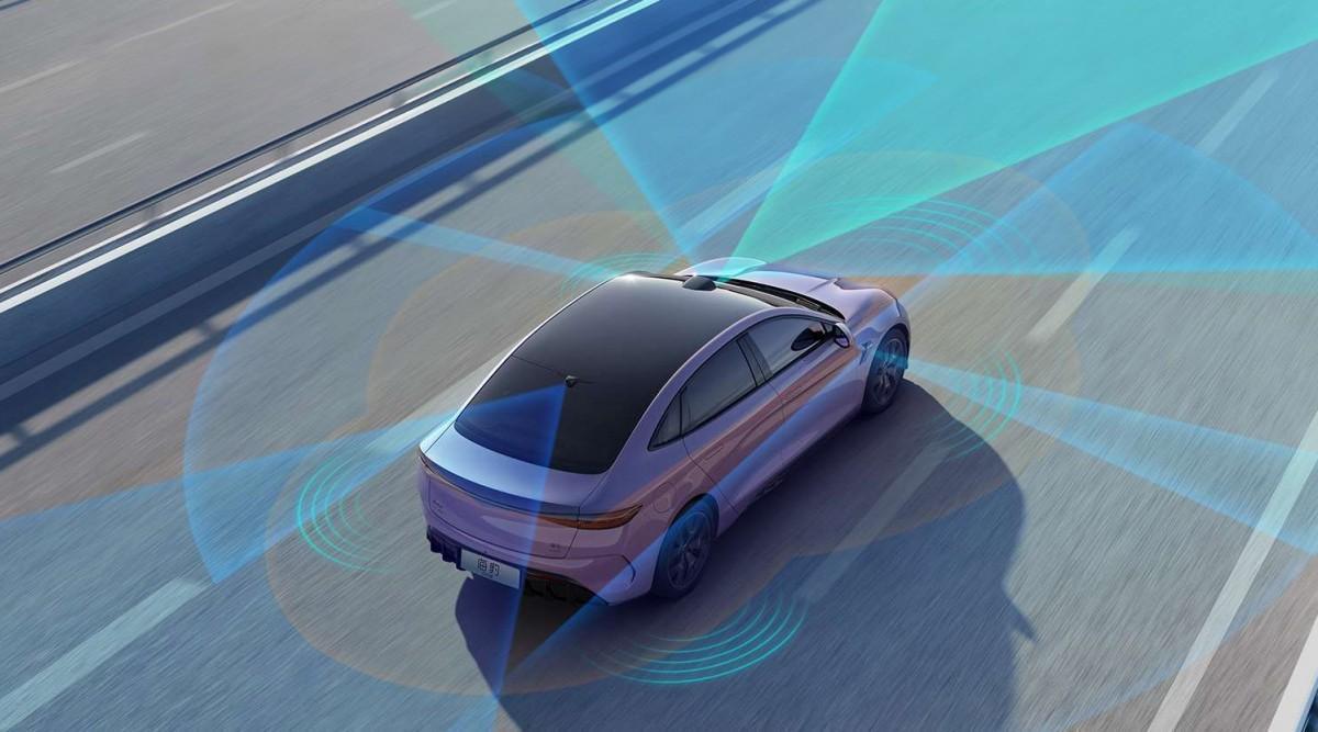 EL COCHE CON MÁS SENSORES ADAS DEL MUNDO: 35 ENTRE CÁMARAS, LIDARS, RADARES Y ULTRASONIDOS