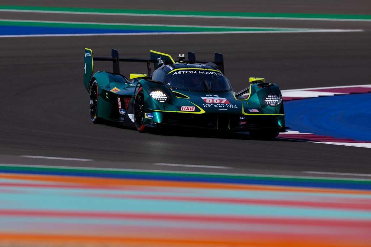 El ASTON MARTIN VALKYRIE COMIENZA SU HISTÓRICA PRIMERA TEMPORADA EN HYPERCAR EN EL INICIO DEL FIA WEC EN QATAR