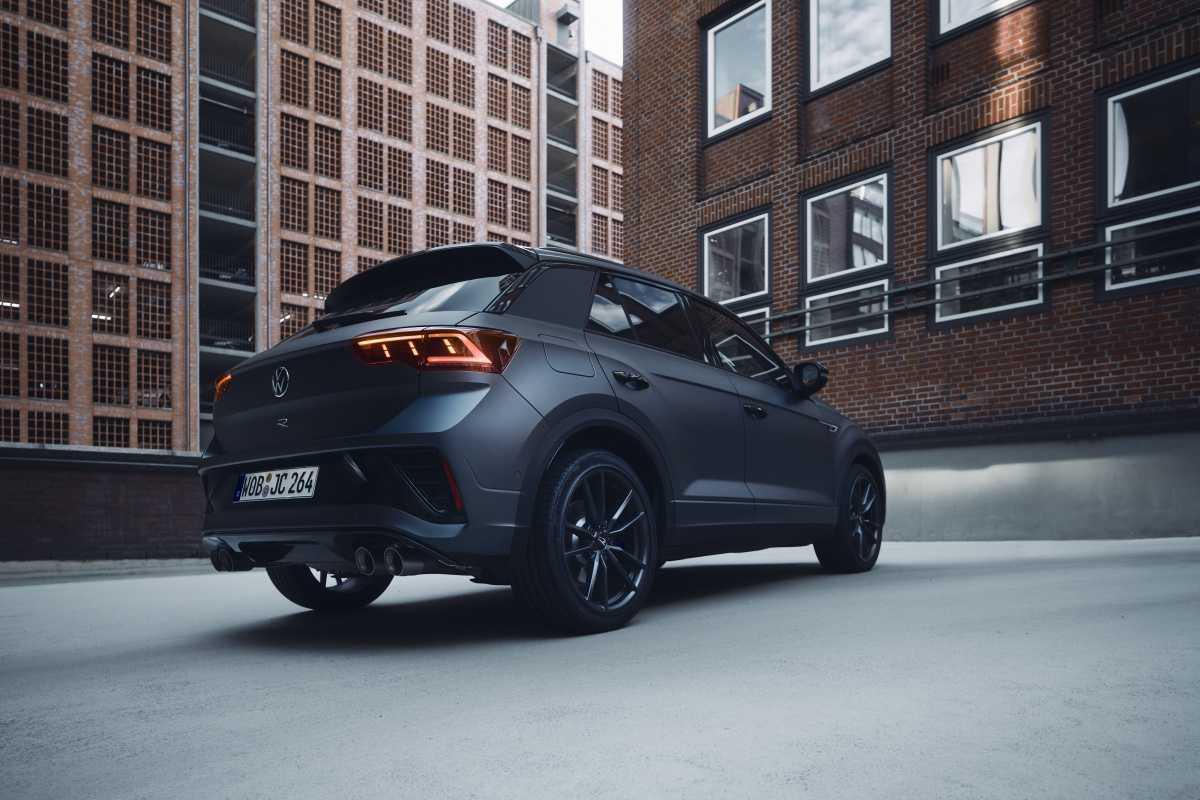 NUEVA VERSIÓN ESPECIAL VOLKSWAGEN T-ROC R CARBON MATE NUEVA VERSIÓN ESPECIAL VOLKSWAGEN T-ROC R CARBON MATE