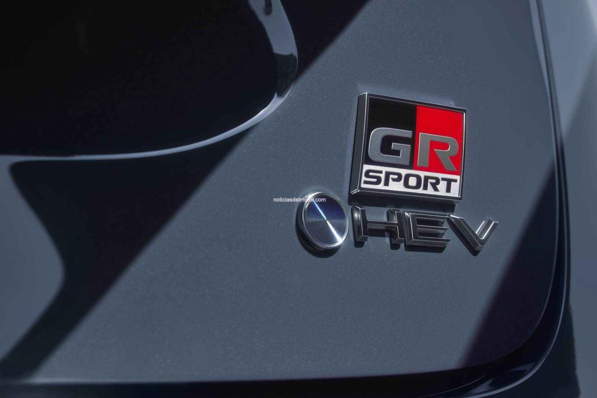 TOYOTA ESPAÑA PRESENTA LA GAMA RENOVADA DEL YARIS CROSS 2025: DISPONIBLE DESDE 27.300€ TOYOTA ESPAÑA PRESENTA LA GAMA RENOVADA DEL YARIS CROSS 2025: DISPONIBLE DESDE 27.300€