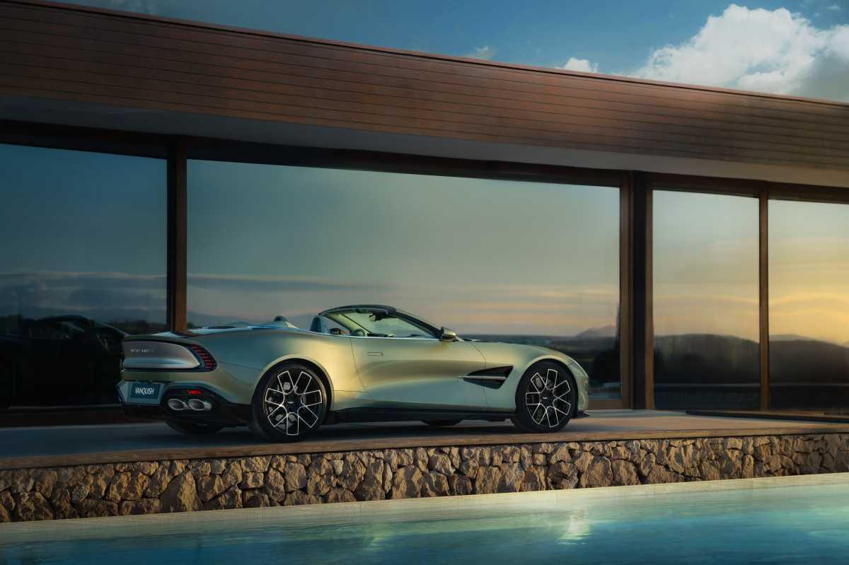 ASTON MARTIN VANQUISH VOLANTE: EL DESCAPOTABLE DE MOTOR DELANTERO MÁS RÁPIDO Y POTENTE DEL MUNDO