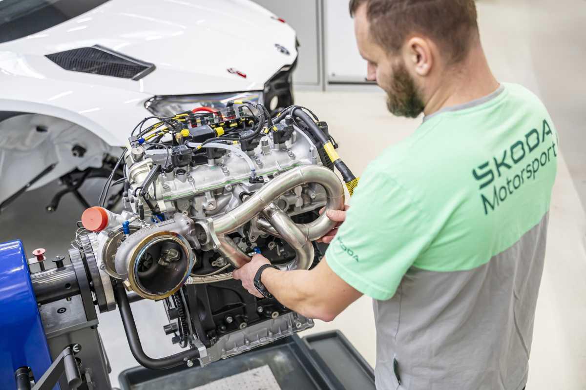 ŠKODA MOTORSPORT PRESENTA LAS EVOLUCIONES DEL FABIA RS RALLY2