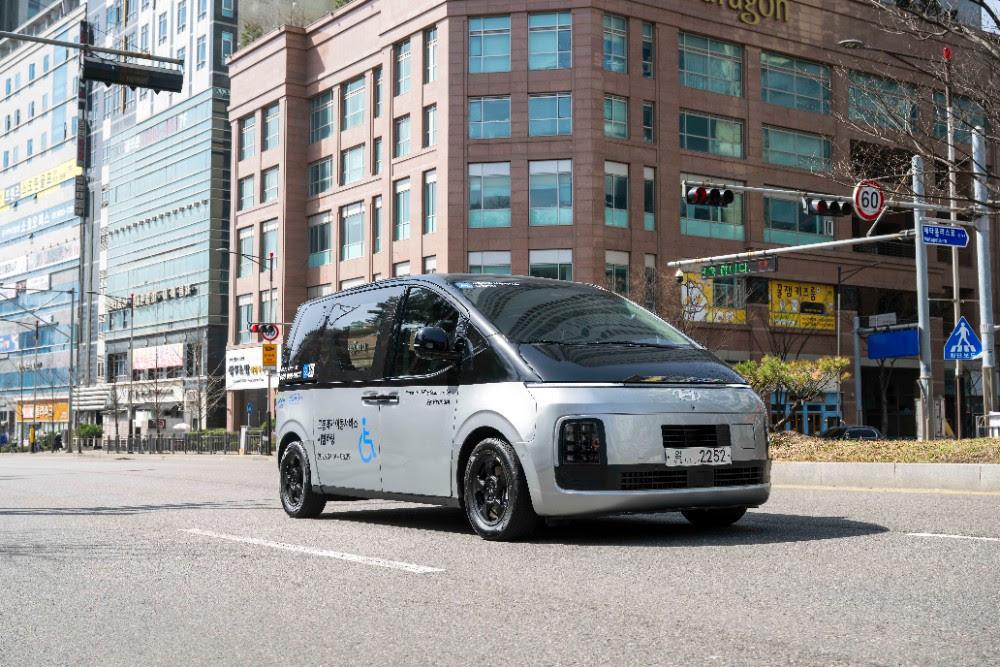 HYUNDAI MOTOR AVANZA EN EL TRANSPORTE ACCESIBLE CON SOLUCIONES DE MOVILIDAD INNOVADORAS HYUNDAI MOTOR AVANZA EN EL TRANSPORTE ACCESIBLE CON SOLUCIONES DE MOVILIDAD INNOVADORAS