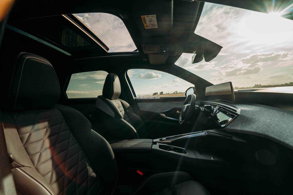 EL PEUGEOT E-3008: LLEVA LA AUTONOMÍA Y LAS PRESTACIONES DE LOS ELÉCTRICOS A OTRO NIVEL EL PEUGEOT E-3008: LLEVA LA AUTONOMÍA Y LAS PRESTACIONES DE LOS ELÉCTRICOS A OTRO NIVEL