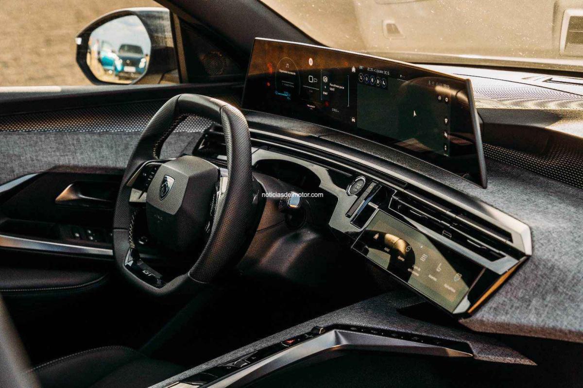 EL PEUGEOT E-3008: LLEVA LA AUTONOMÍA Y LAS PRESTACIONES DE LOS ELÉCTRICOS A OTRO NIVEL EL PEUGEOT E-3008: LLEVA LA AUTONOMÍA Y LAS PRESTACIONES DE LOS ELÉCTRICOS A OTRO NIVEL