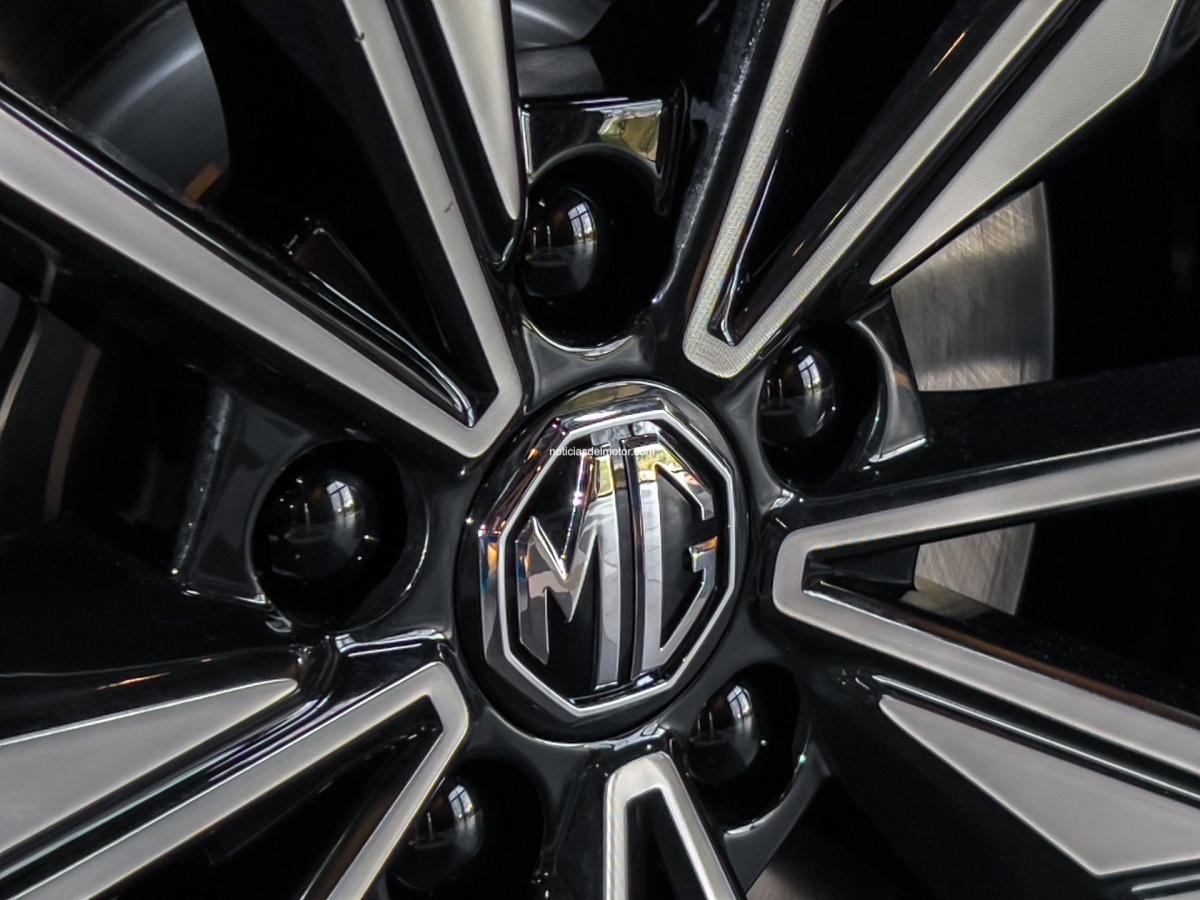 LOS IMPRESIONANTES NÚMEROS DEL MG ZS: MÁS DE 50.000 UNIDADES EN ESPAÑA Y MÁS DE UN MILLÓN EN EL MUNDO LOS IMPRESIONANTES NÚMEROS DEL MG ZS: MÁS DE 50.000 UNIDADES EN ESPAÑA Y MÁS DE UN MILLÓN EN EL MUNDO