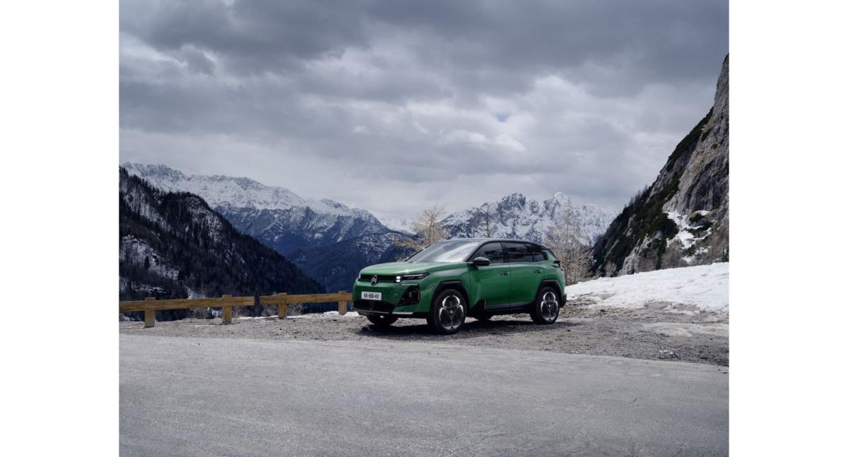EL NUEVO C5 AIRCROSS OFRECE MAYOR TRANQUILIDAD: MÁS ESPACIO, CONFORT Y TECNOLOGÍA, AHORA DISPONIBLE EN VERSIÓN ELÉCTRICA