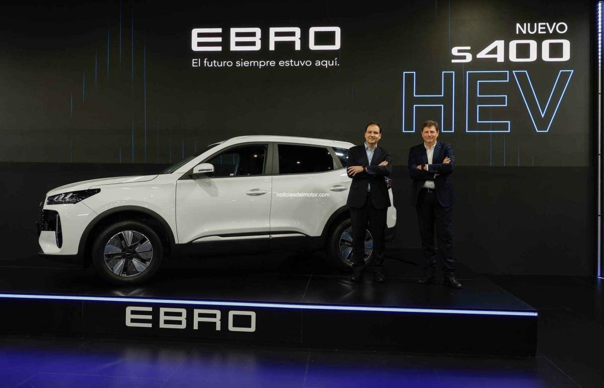 EL EBRO S400 CONQUISTA A LOS ASISTENTES DE AUTOMOBILE BARCELONA EL EBRO S400 CONQUISTA A LOS ASISTENTES DE AUTOMOBILE BARCELONA