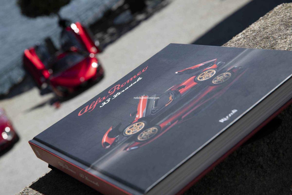 CASA ALFA ROMEO GANA EL FUORI CONCORSO 2025 CON COCHES GLORIOSOS Y EL LANZAMIENTO DEL LIBRO SOBRE LA GÉNESIS DEL NUEVO 33 STRADALE