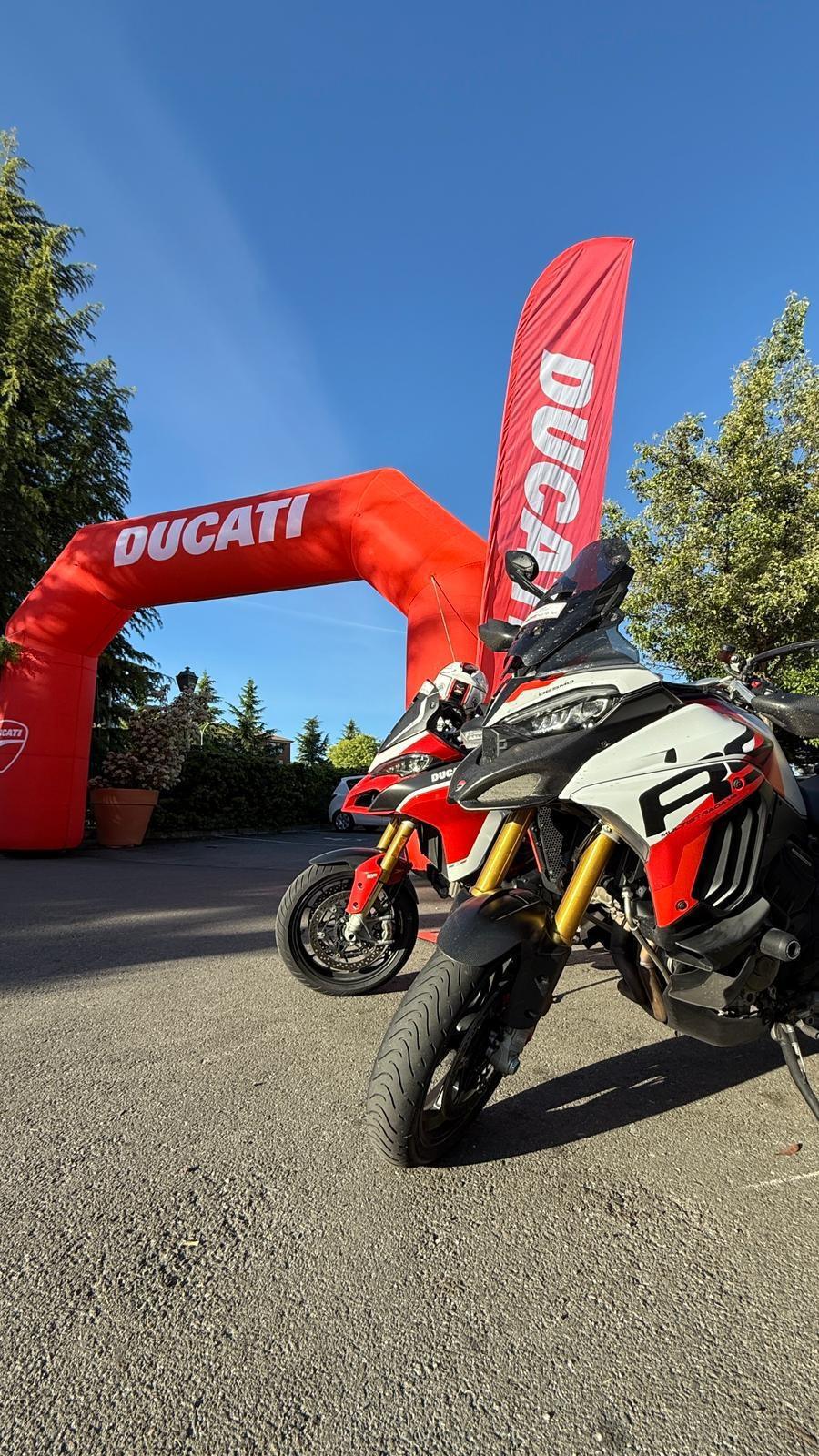 Éxito del primer Ducati Sea to Sea, la experiencia de Ducati que ha enamorado a los apasionados de las motos