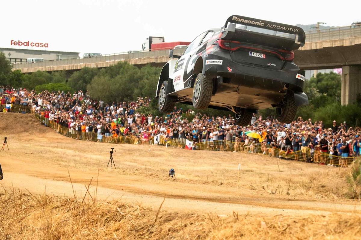 OGIER RESISTE EL ACOSO DE HYUNDAI EN CERDEÑA OGIER RESISTE EL ACOSO DE HYUNDAI EN CERDEÑA
